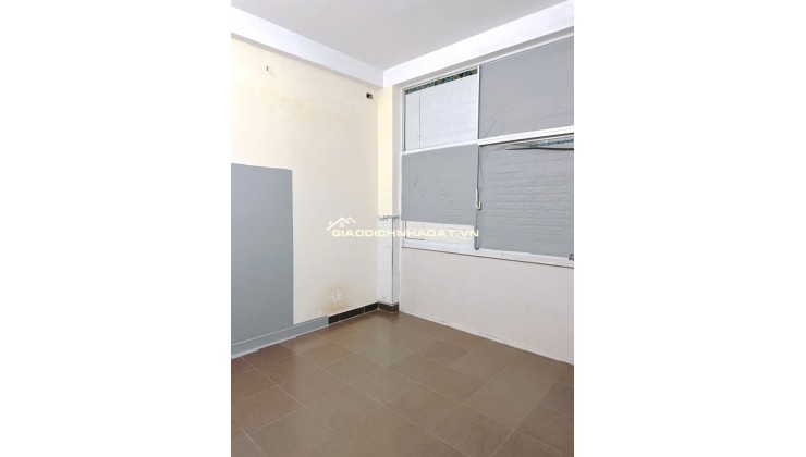 CHDV 16 PHÒNG - CÁCH MT PHẠM VĂN HAI 20M - 5 TẦNG - 80M2. CHỈ 8.X T.Ỷ